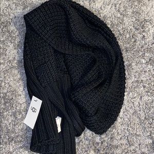 Black Ugg Scarf